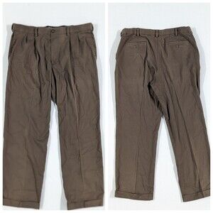 Dockers Men's Size 38" x 32" Relaxed Fit Brown Pants